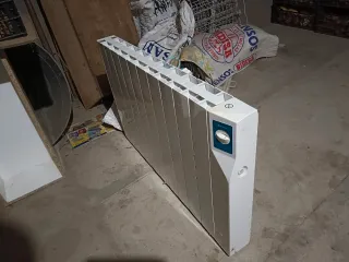 Radiador eléctrico MITHOS