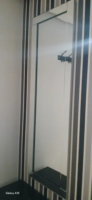 Mueble de entrada negro madera con espejo