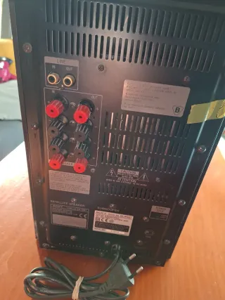 Subwoofer Sony Plata