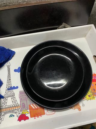 Juego de Platos Negros