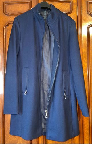 Abrigo azul hombre