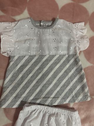 Conjunto bebé camiseta y braguita