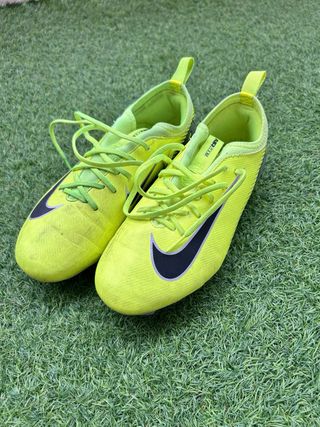 Zapatillas fútbol Nike niños verde/negro