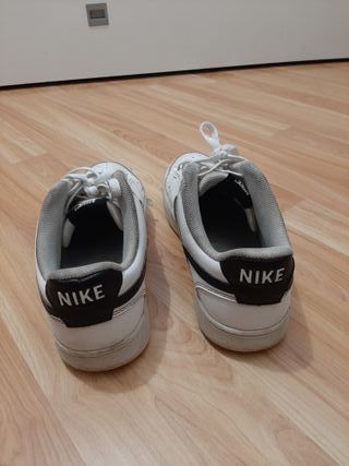 Zapatillas Nike Court Vision Low Blancas