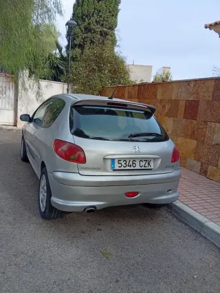 Peugeot 206 2004