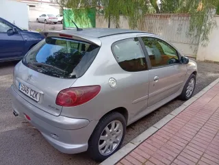 Peugeot 206 2004