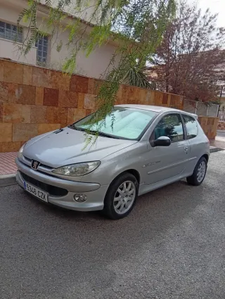 Peugeot 206 2004