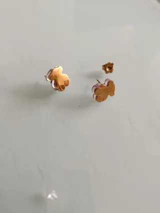 Pendientes Tous dorados con cristal