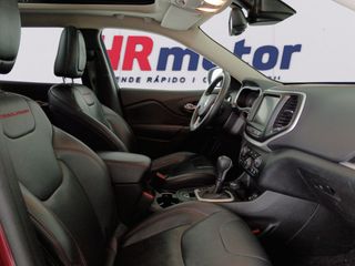 Jeep Cherokee Trailhawk 4x4