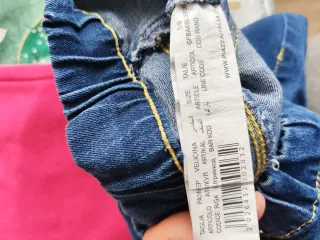 Jeans elasticizzati bambina Piazza Italia 5-6 anni