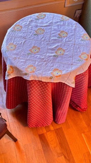 Mesa camilla de madera y corcho