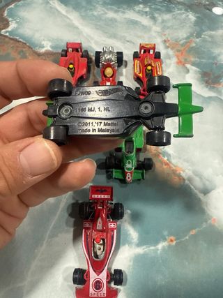 Lote F1 Hot Wheels, Majorette, etc.