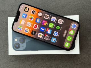 iPhone 13 128GB Negro