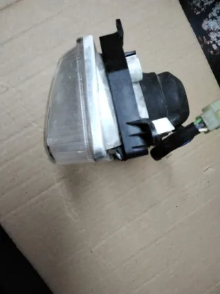 Faro usado Honda visión 75