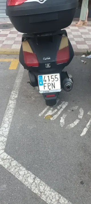 Moto Aprilia Atlantic