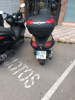 Moto Aprilia Atlantic