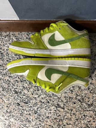 Nike SB Dunk Low Green Apple