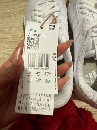 Adidas Zapatillas Blancas y Beige