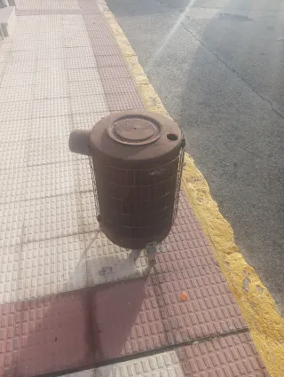 Estufa de leña de metal