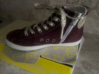 Zapatilla Golden Goose Niña Talla 28