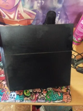 PS4 Slim Negra funciona perfe