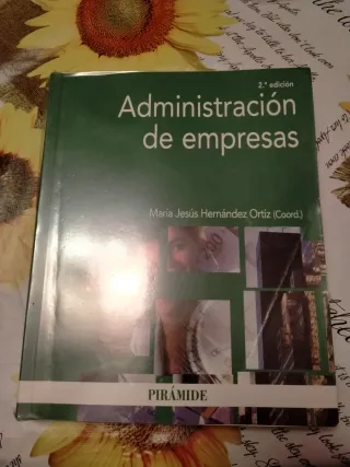Administración de empresas (Spanish Edition)