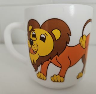 Taza de vidrio Arcopal con León Infantil. Años 80