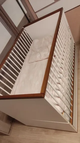 Cuna de madera evolutiva