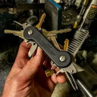 Key-Bar Titanium EDC