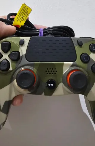 Controller Cablato per Playstation 4 DoubleShock 4