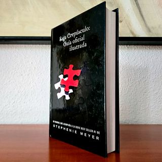 Saga Crepúsculo: Guía oficial ilustrada