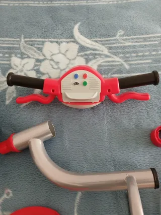 Patinete 2 Ruedas con Luces y Sonido