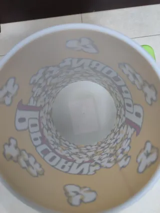 Bote de palomitas de papel