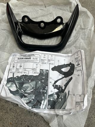 Agarre trasero Suzuki GSR600 06/08