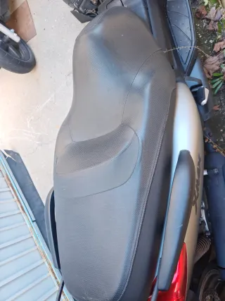 Asiento Yamaha Xmax