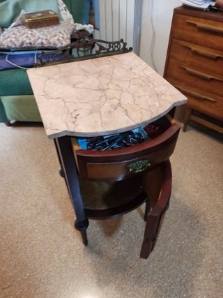 Mesita antigua madera mármol años 30