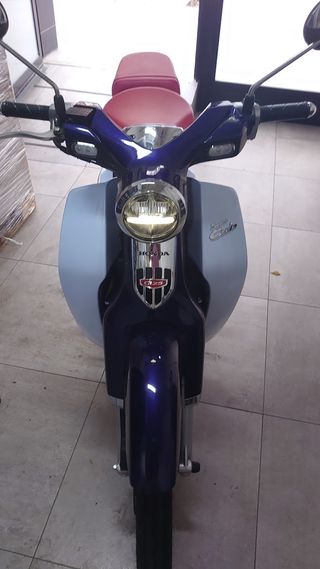 Honda Super Cub C125 1PLAZA
