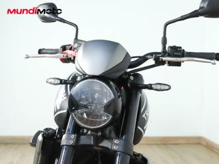 TRIUMPH TRIDENT 660
