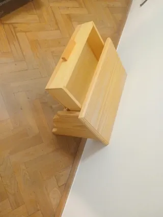 Cajonera de madera.Hecha a mano