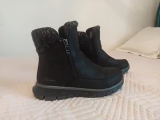 Botas Skechers Negras Mujer