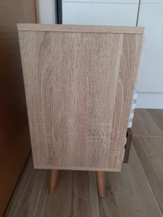 Mesita Noche Diseño 3 Cajones Madera. NUEVA