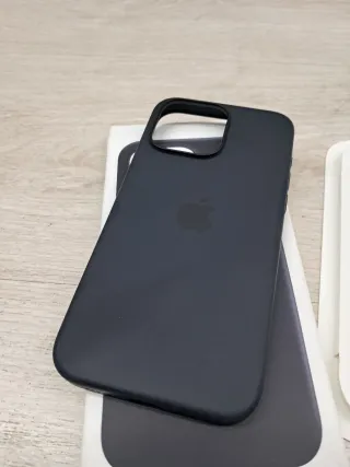 Funda Silicona Apple MagSafe iPhone Negra