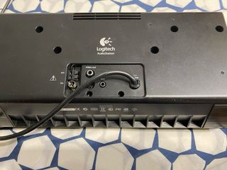 Altavoz Logitech con Radio y Mando