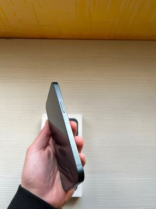 iPhone 13 negro 256GB 85% Batería