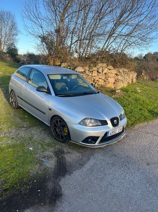 SEAT Ibiza 2003