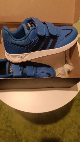 Zapatillas Adidas niño azul