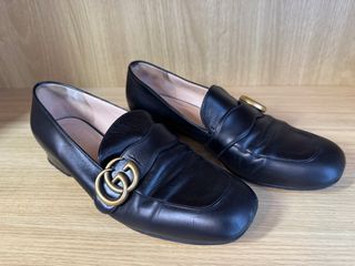 Mocassins Gucci Marmont Piel Negro y Dorado
