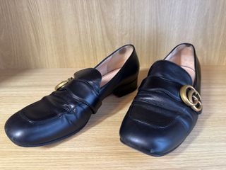 Mocassins Gucci Marmont Piel Negro y Dorado