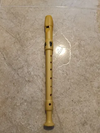 Flauta dulce color beige