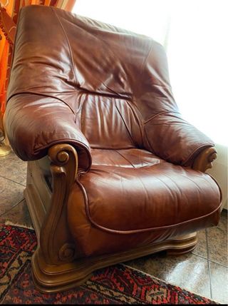 Sofá 3 plazas + 2 tresillos de piel / madera